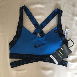 New NWT Nike Indy Dri-Fit Padded Sports Bra XS
